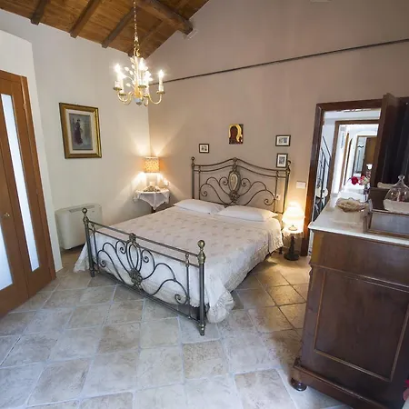 Filetta Bed and Breakfast 3*